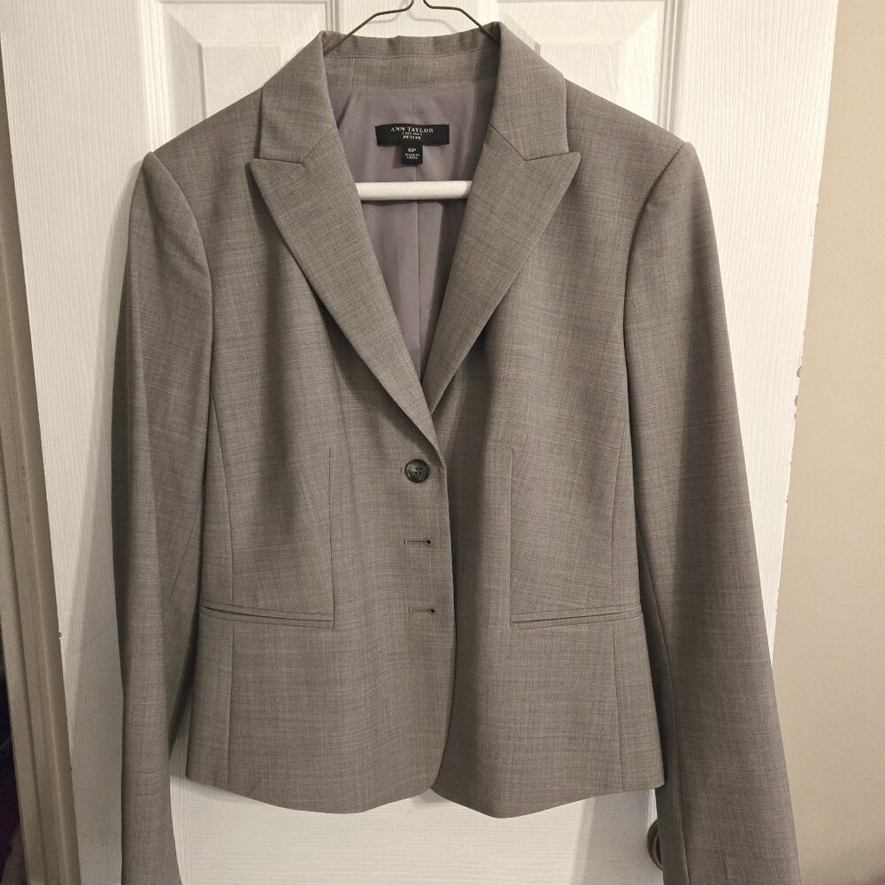 Ann Taylor 6P Gray/Beige Blazer